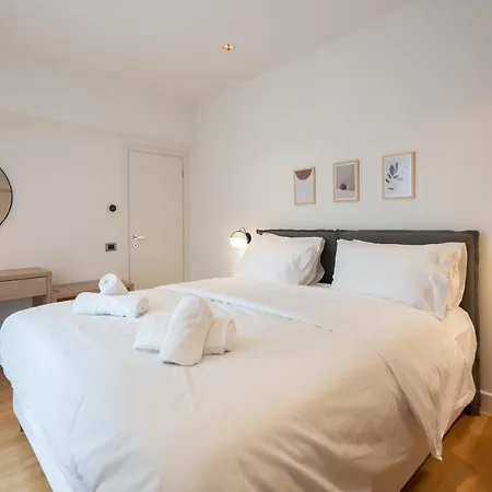 Acropolis Luxury Penthouses With Majestic Views-2